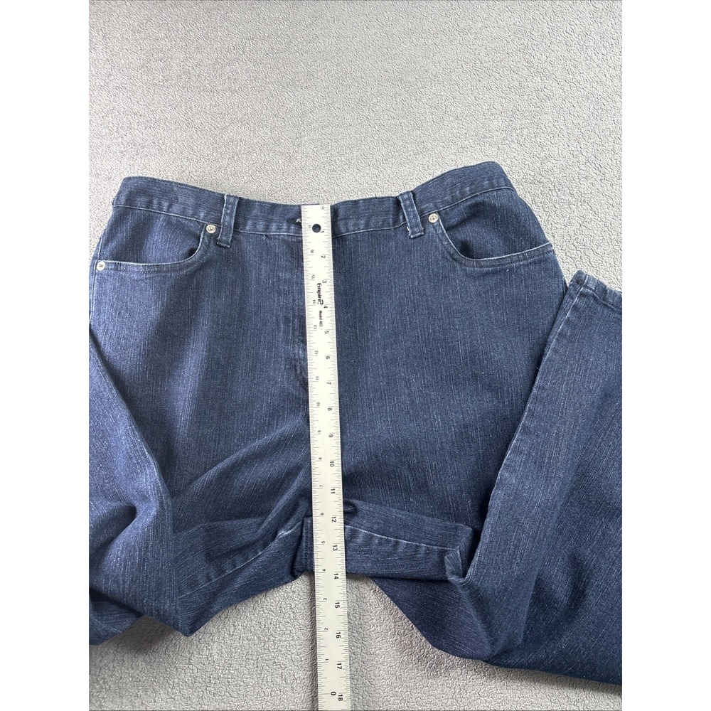 Karen Scott Women's Size 12 Straight Dark Wash‎ Mid Rise Cropped Capris - Picture 4 of 11